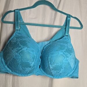 Elegant Lace Bra in Sky Blue